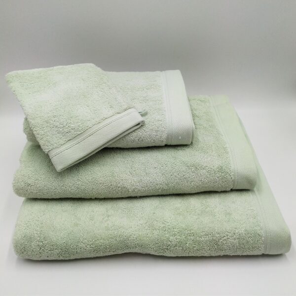 Serviettes de bain NEIPER uni - Tilleul